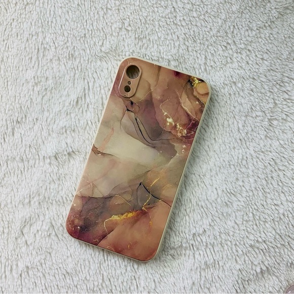 5/20$ Shein iPhone XR Tan Marble Phone Case 🤎 - Picture 3 of 5